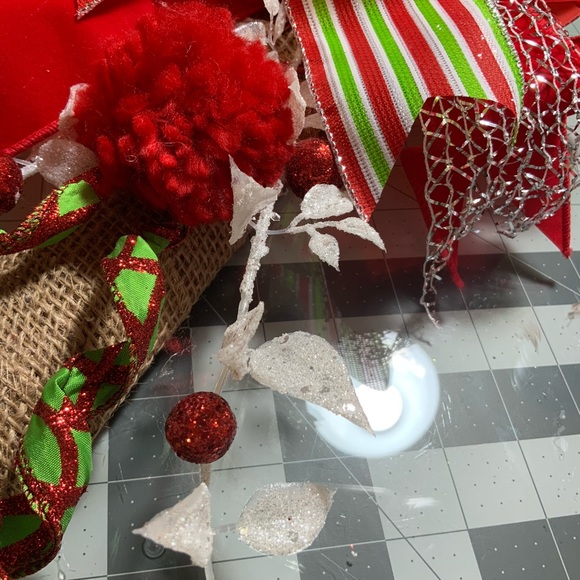 Candy Cane Wreath - Picture 8 of 8